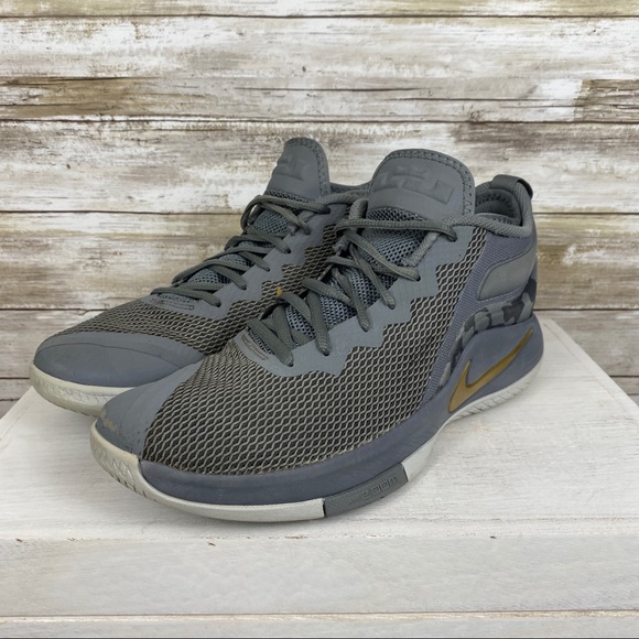 NIKE Lebron Witness II 2 Men’s 8.5 Basketball - Picture 5 of 10